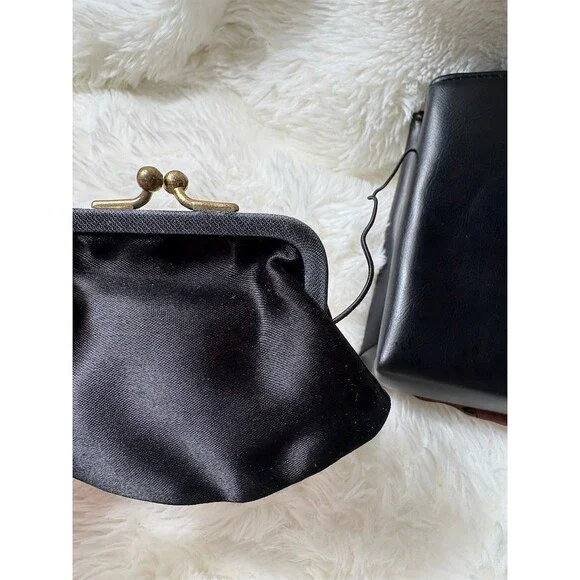 Harry Levine Vintage Handbag Purse Womens Small Black Gold Clasp Coin - Picture 10 of 10